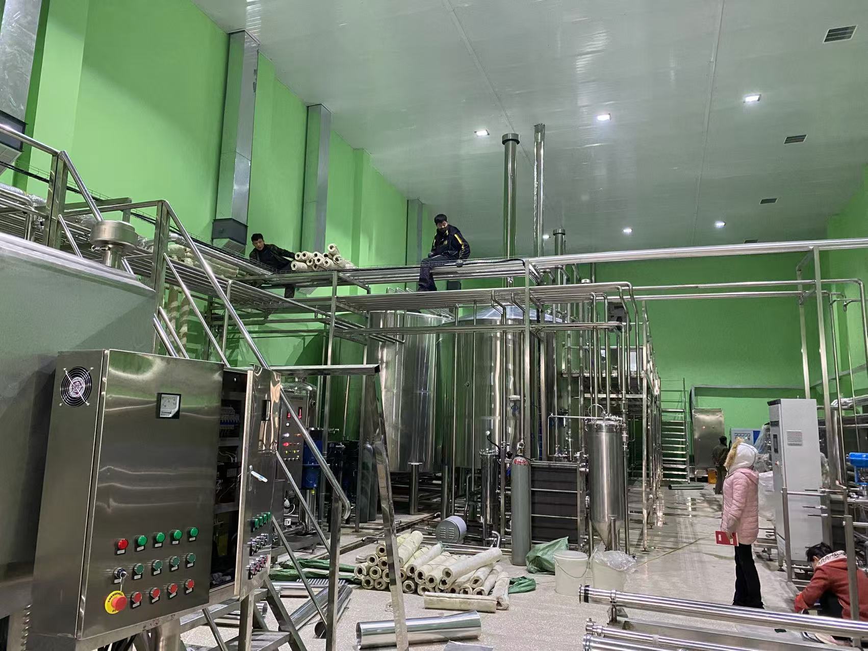 阳春精酿啤酒设备厂—精酿啤酒设备制造：传承工艺与创新科技的交融